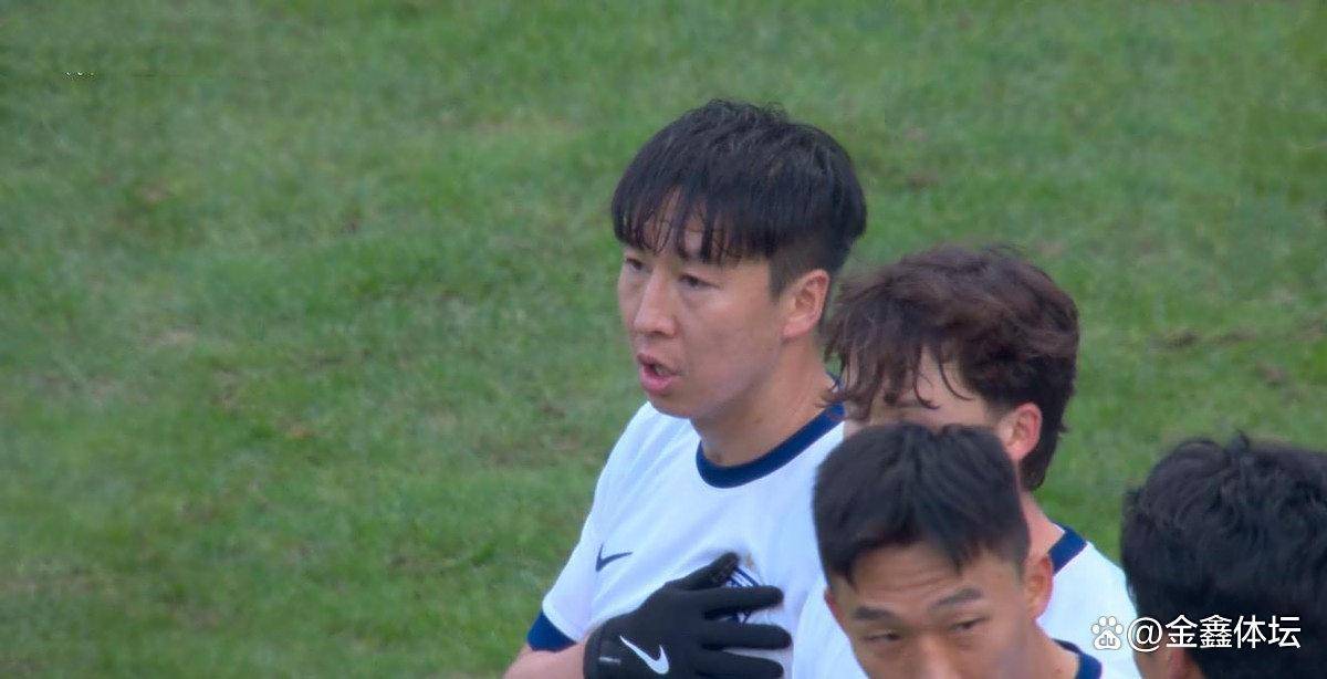 今晨体能课后，武汉三镇防线松动备战英超，底气十足，训练强度明显提升(新时代赣鄱先锋创绩提升)