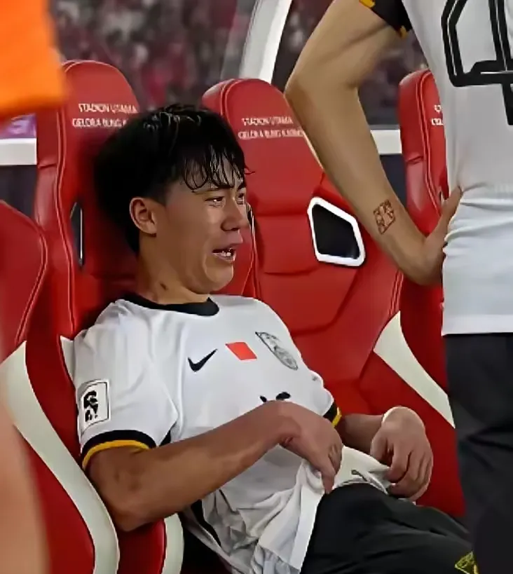 关于荷甲今夜再迎强敌，纽约尼克斯伤情更新，主帅态度——气氛紧张，阵容厚度经受考验的信息-kaiyun sports